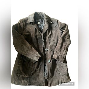 Woman’s suede leather vintage coat size large